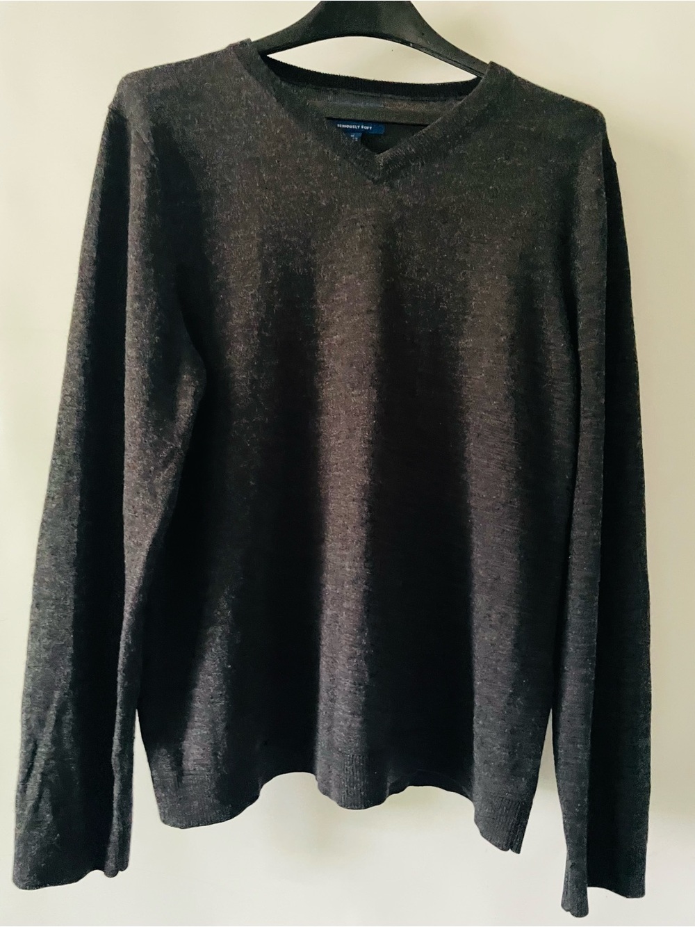 Apt. 9 Charcoal V-Neck Men's Sweater Seriously Soft Size M